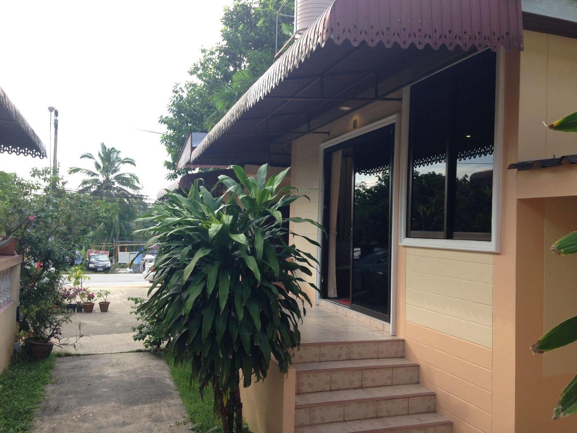 Naiyang Cottage Nai Yang Beach Exteriör bild